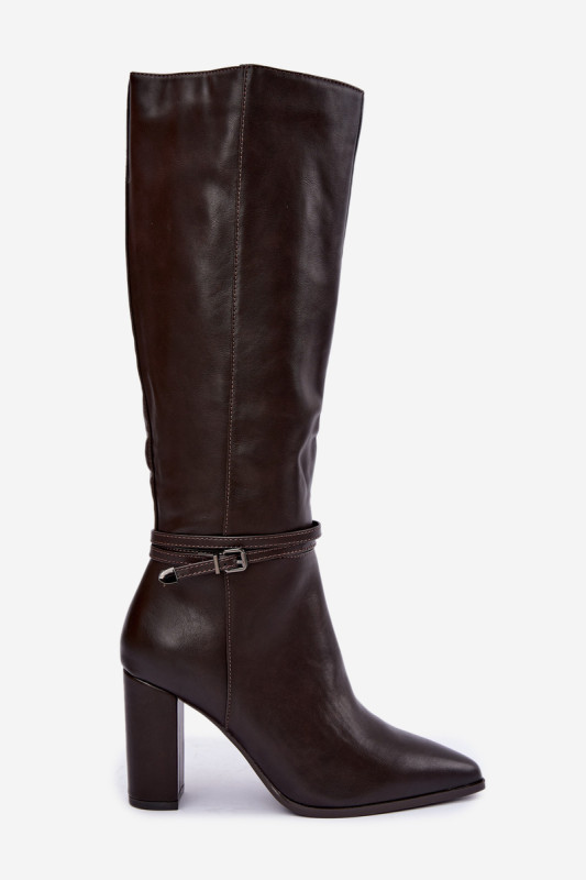 Gefütterte braune Stiefel mit Blockabsatz und Riemen