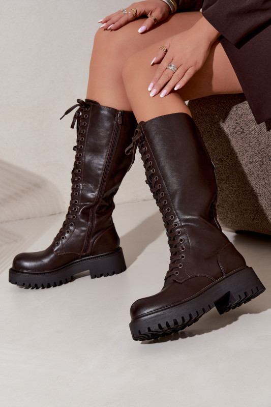 Braune Schnürstiefel mit Plateau aus Kunstleder