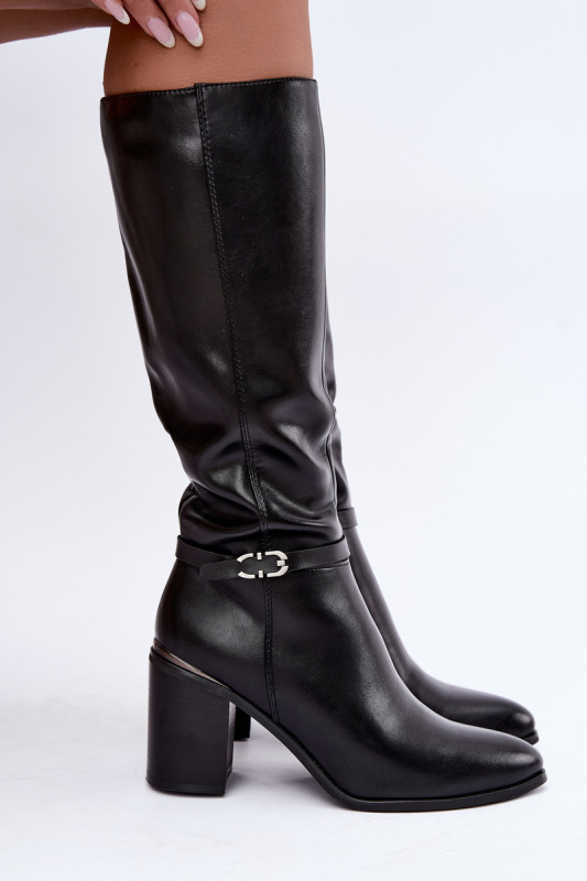 Gefütterte Stiefel mit Blockabsatz und Zierband, schwarz
