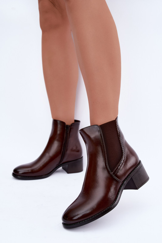 Stiefelette aus Kunstleder mit Blockabsatz, braun