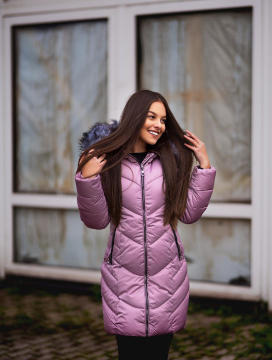 Gesteppte Winterjacke mit hohem Kragen grün