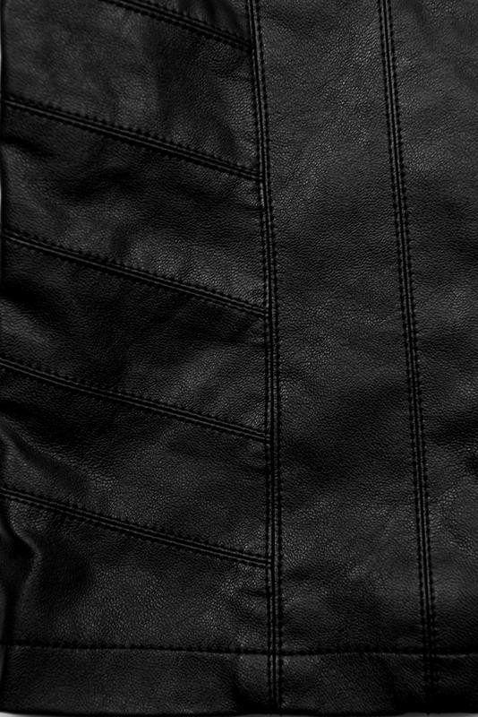 Kunstlederjacke mit Steppung schwarz