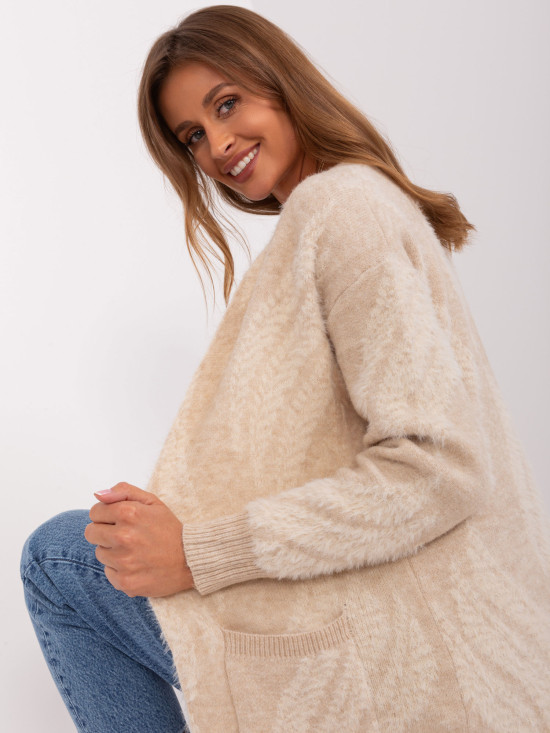 Helle beige weiche Strickjacke mit Taschen