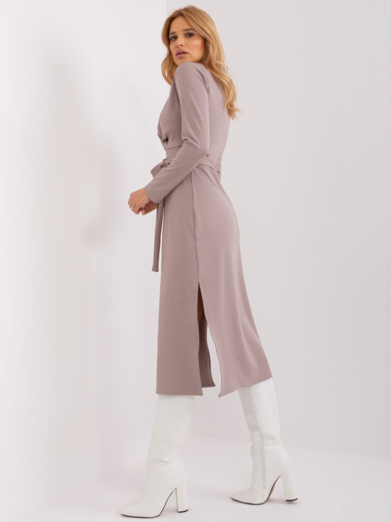 Elegantes Midi-Kleid in Beige