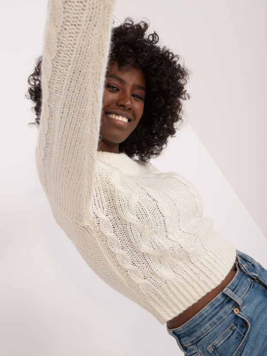 Eleganter ecru Pullover mit langen Ärmeln