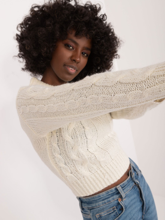 Eleganter ecru Pullover mit langen Ärmeln