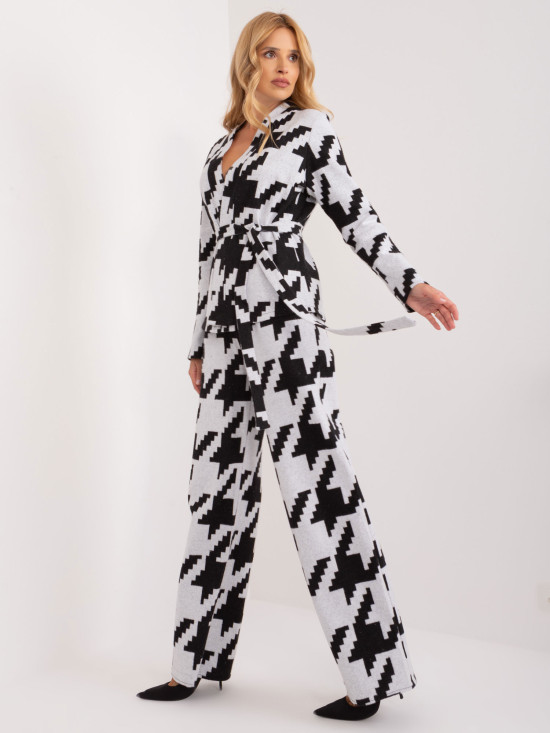 Stylisches Set in Grau-Schwarz