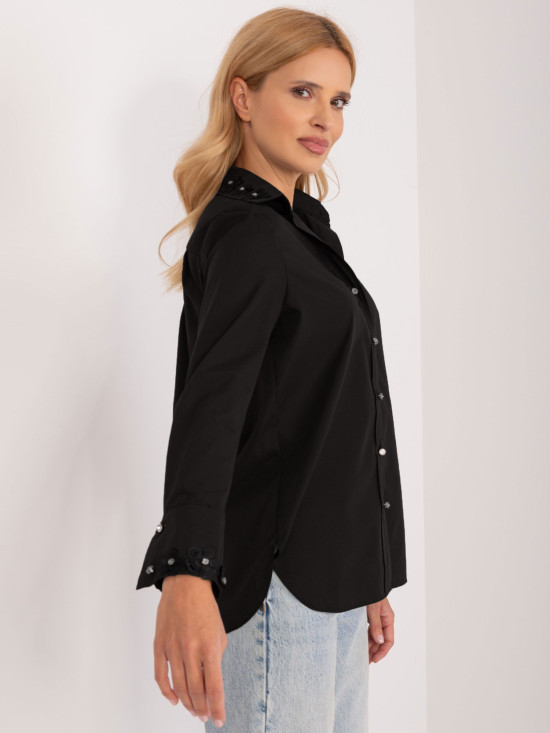 Elegantes schwarzes Hemd mit langen Ärmeln