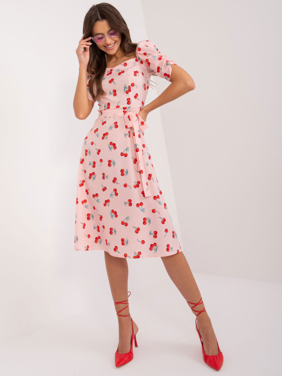 Ausgestellte Sommerkleid in hellem Rosa