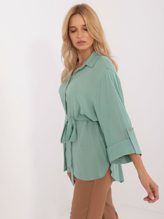 Bequeme pistazienfarbene Bluse mit 3/4-Ärmeln