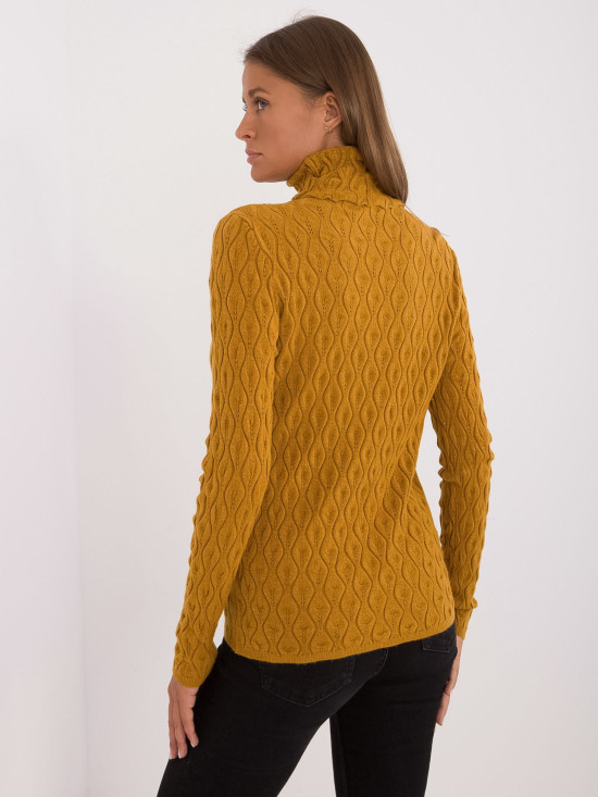 Stylischer gelber Pullover mit Rollkragen
