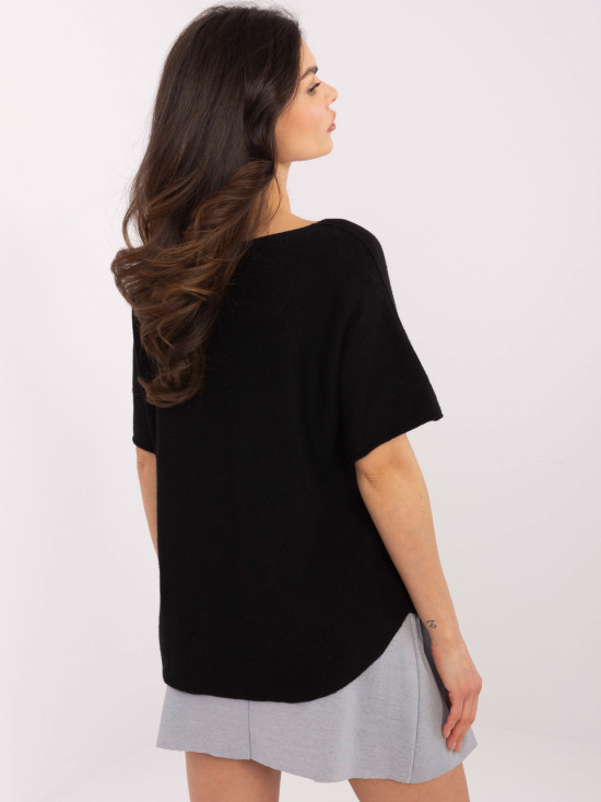 Schwarzer Pullover mit kurzen Ärmeln