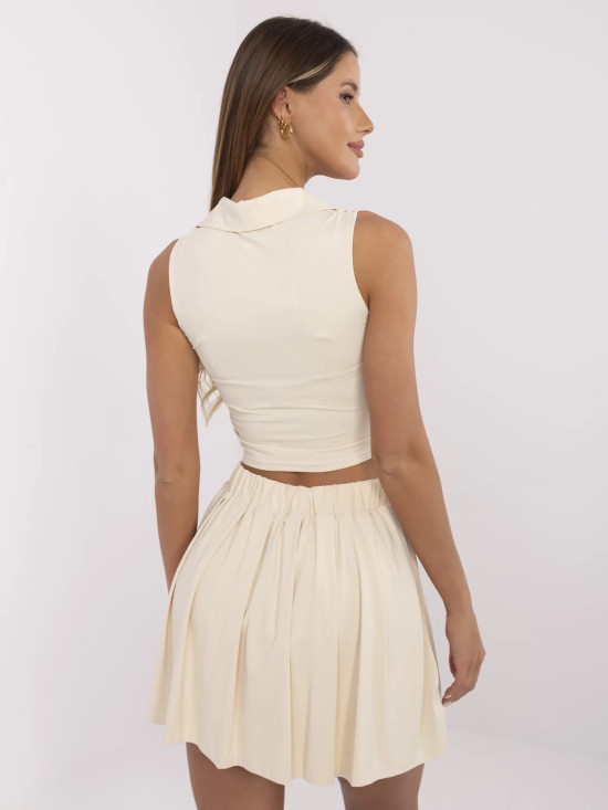 Stylisches Set in hellem Beige