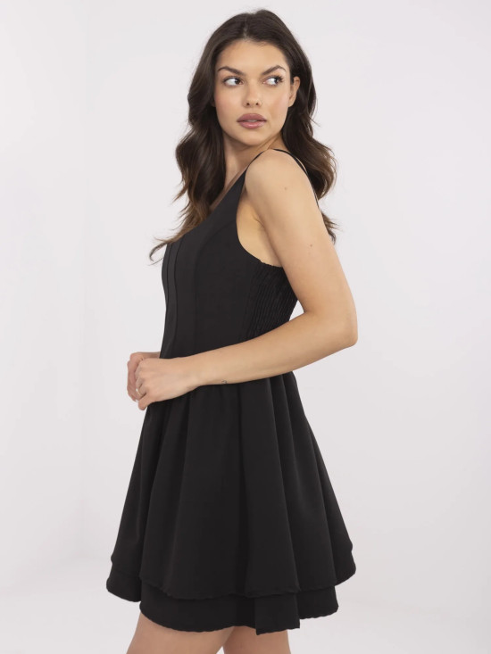 Elegantes schwarzes Cocktailkleid