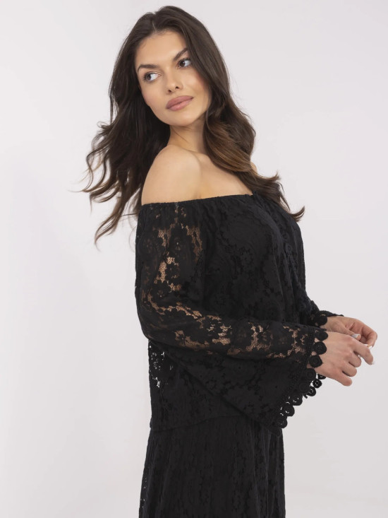 Elegante schwarze Bluse mit Spitze