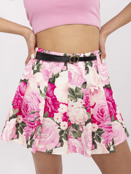Elegante rosa Shorts mit Blumenmuster