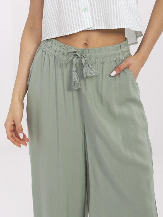 Bequeme Palazzo-Hosen in Pistazienfarbe