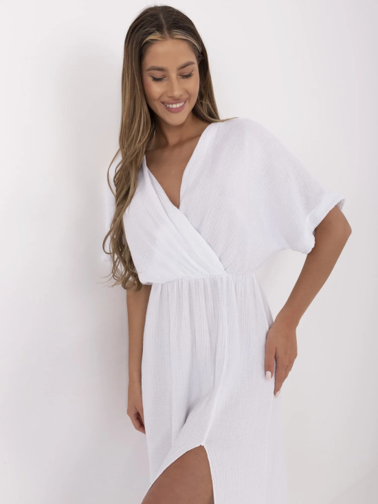 Weiße ausgestellte Kleid mit kurzen Ärmeln