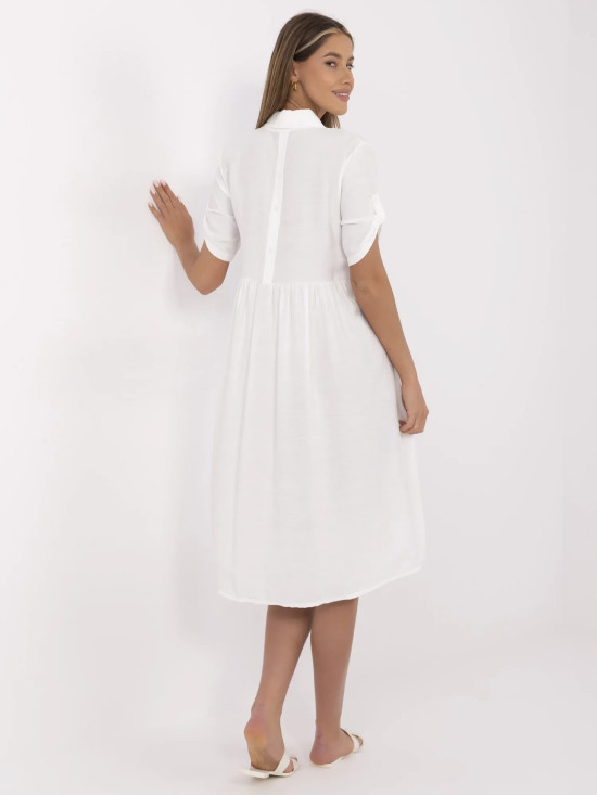 Elegantes ausgestelltes Kleid in Ecru