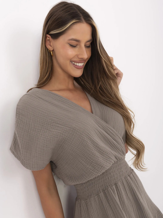 Beige ausgestellte Kleider mit kurzen Ärmeln