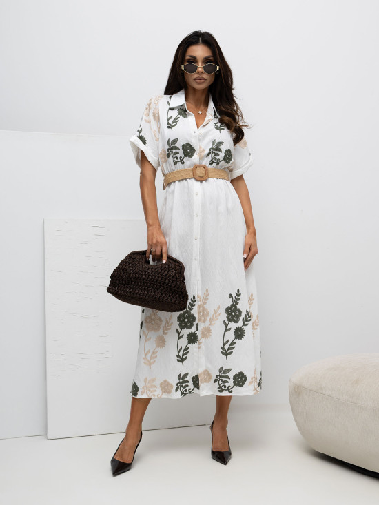 Weiß-grünes Midi-Hemdkleid mit Stickerei und Gürtel