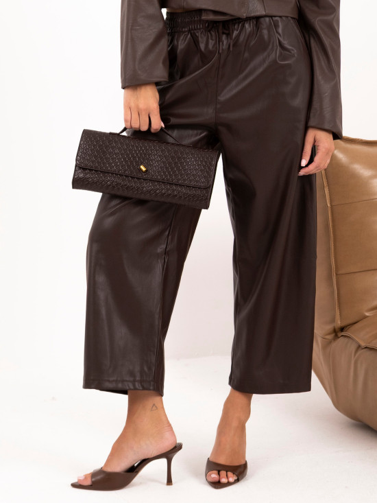 Weite braune Kunstlederhose mit hohem Bund
