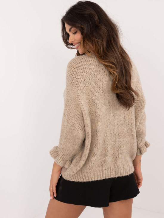 Stylischer beiger Pullover mit 3/4-Ärmeln