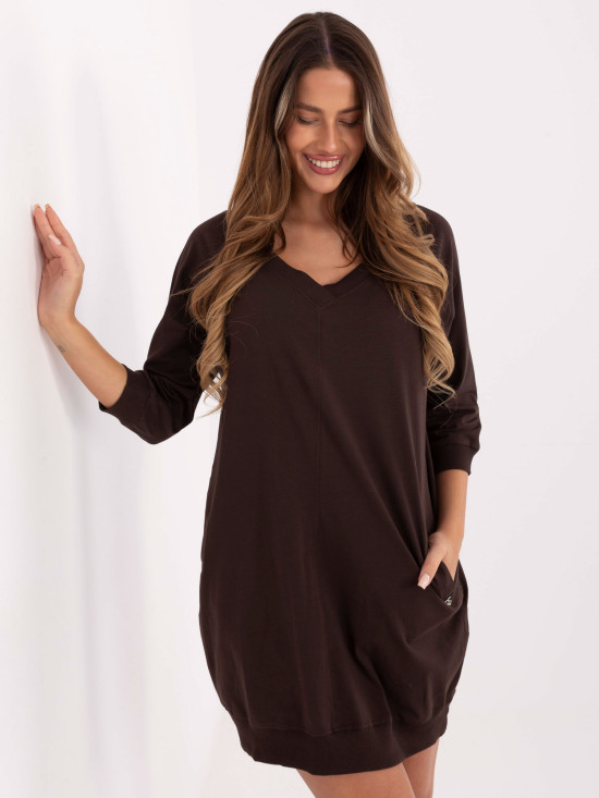 Braunes Baumwollkleid mit 3/4-Ärmeln und V-Ausschnitt