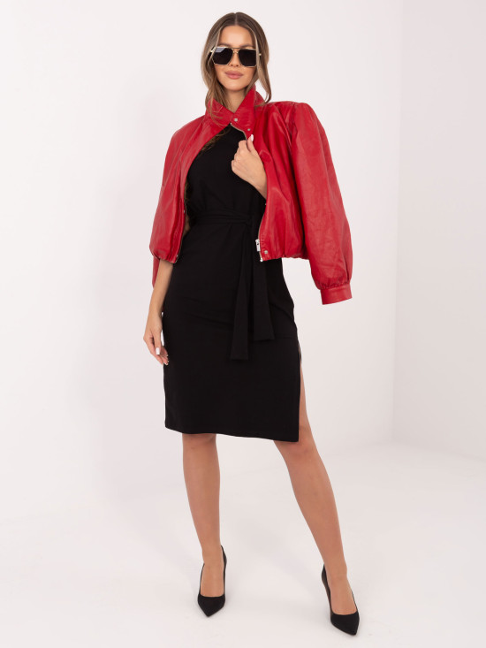 Schwarzes Baumwoll-Sommerkleid mit Gürtel