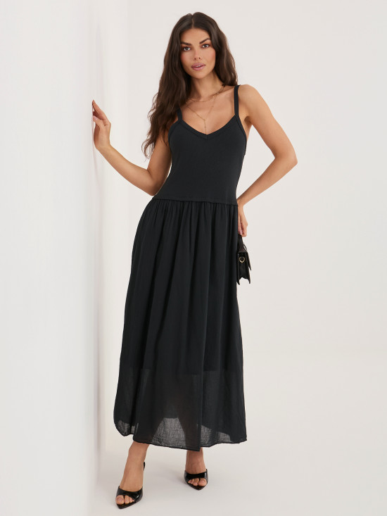 Schwarzes Maxi-Sommerkleid mit Trägern