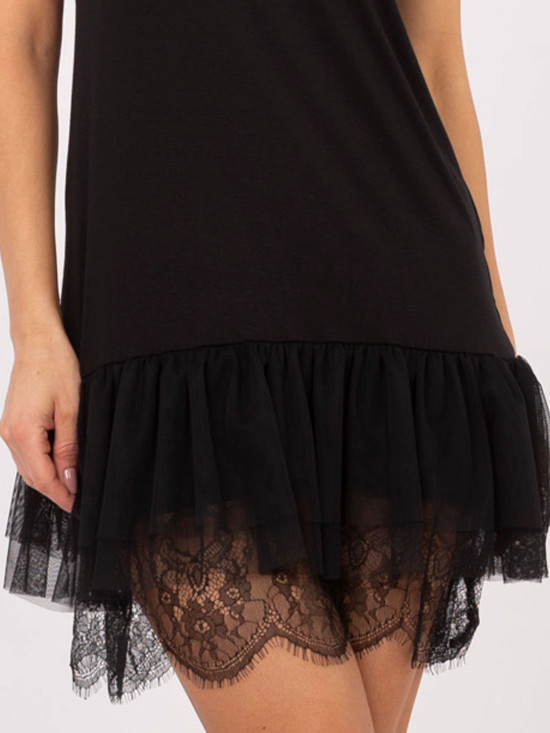 Schwarzes ausgestelltes Minikleid mit Spitze