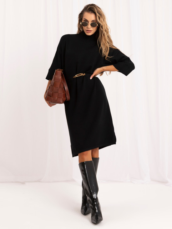 Schwarzes Oversize-Strickkleid mit Gürtel und Rollkragen
