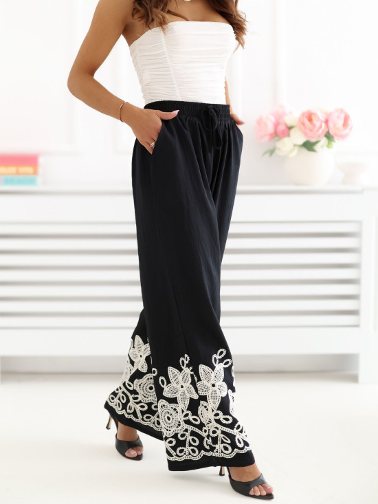 Schwarze Wide-Leg-Hose mit Stickerei
