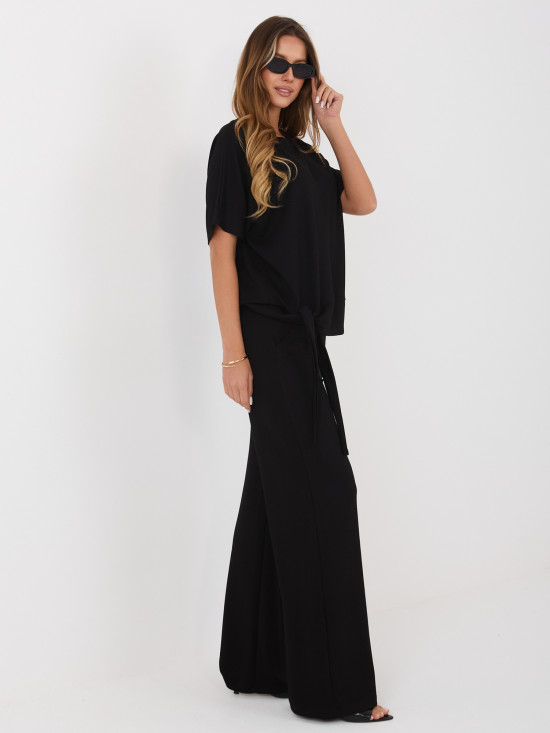 Schwarzes Set Bluse und Hose