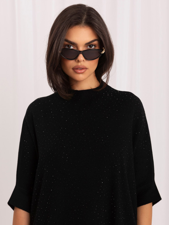 Eleganter schwarzer Pullover mit Applikation und Stehkragen
