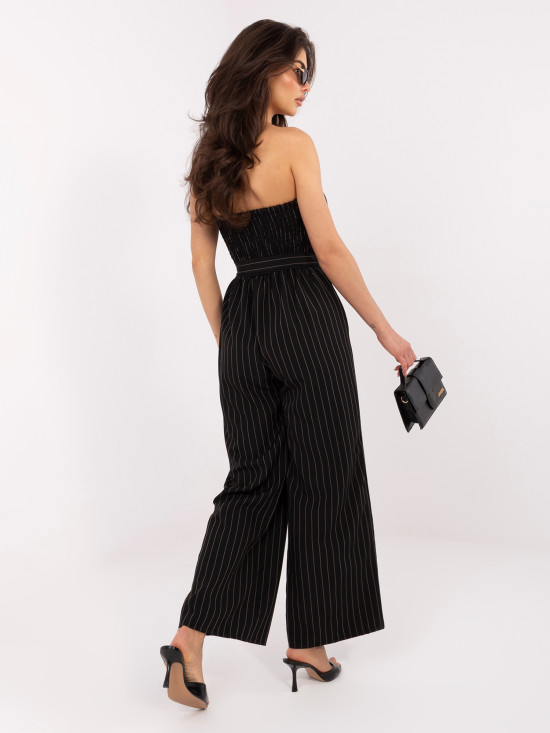 Schwarzer gestreifter Jumpsuit mit Gürtel und weitem Bein