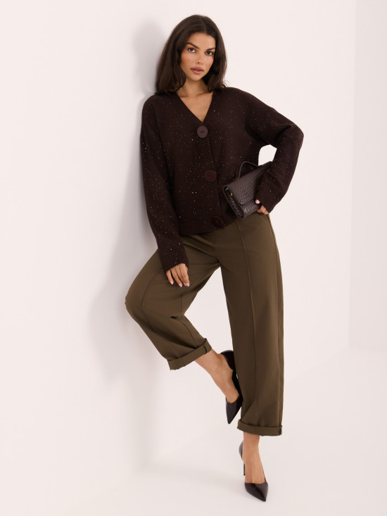 Eleganter brauner Pullover mit Pailletten und Knöpfen