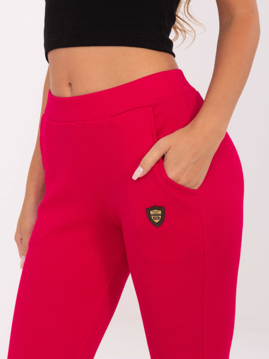 Rote Damen-Sweatpants aus Rippmaterial