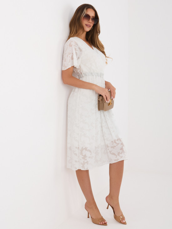 Ecru ausgestelltes Midi-Kleid mit Gürtel