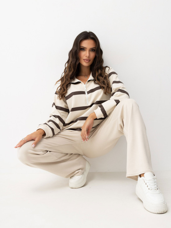 Beige weite Jogginghose mit hohem Bund