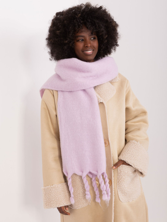 Eleganter lila Schal