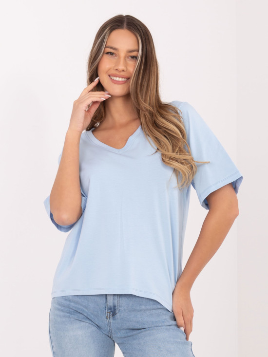 Damen-T-Shirt in Hellblau mit V-Ausschnitt
