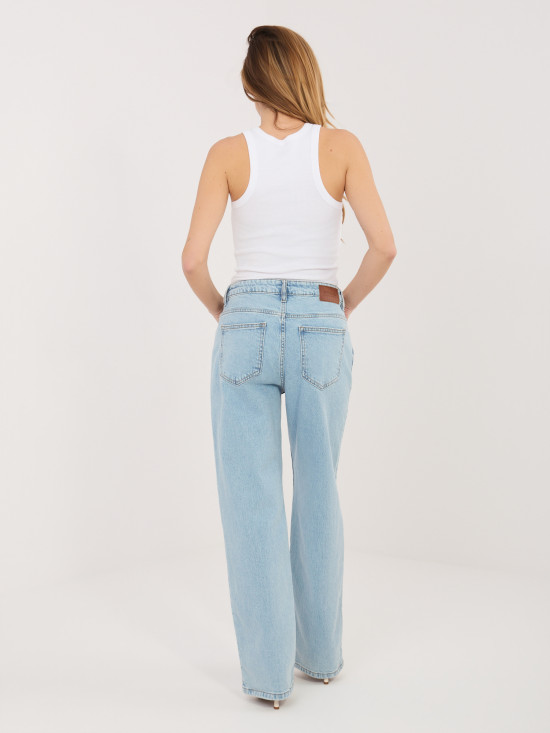Damen-Jeans in Hellblau mit geradem Bein