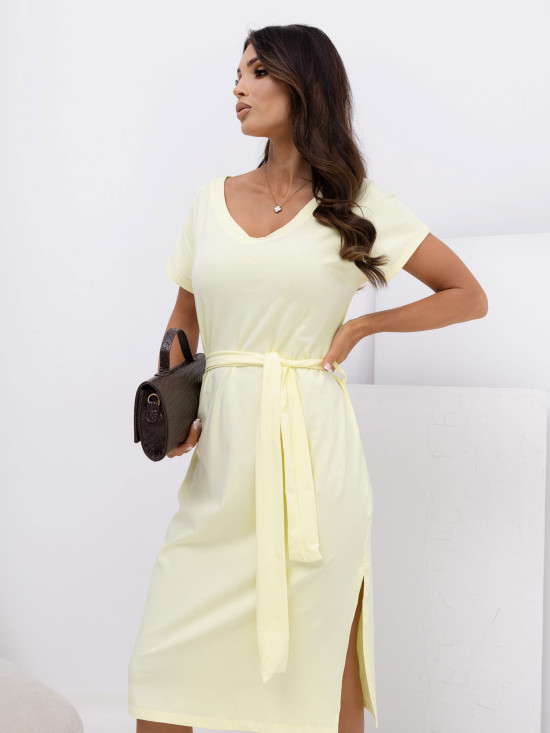 Hellgelbes Midi-Kleid mit Gürtel