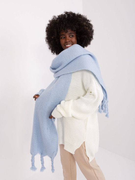 Eleganter blauer Schal