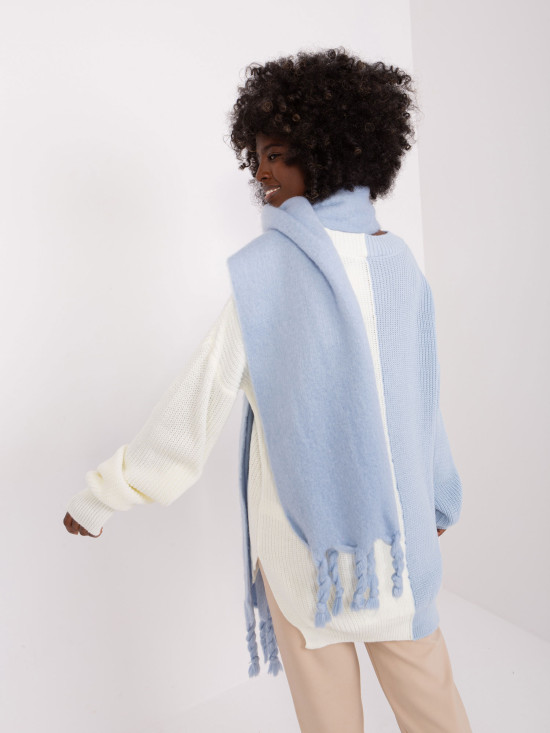 Eleganter blauer Schal