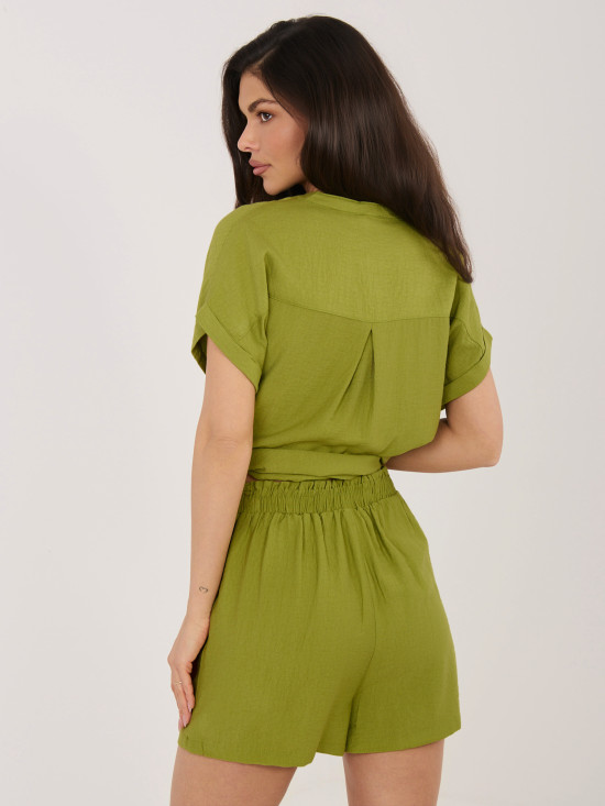 Damen-Shorts in Oliv mit Gürtel