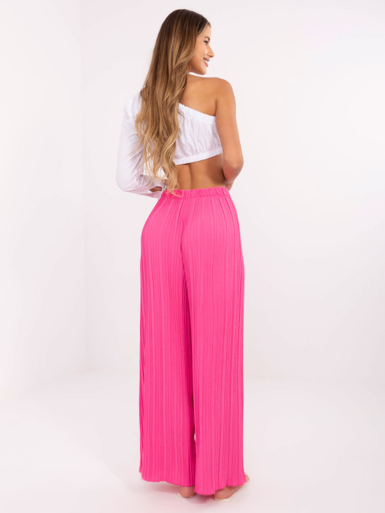 Stylische fluoreszierende rosa Hose