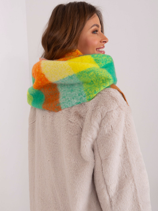 Schal mit Fransen in hellgrün