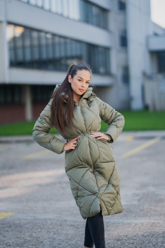 Steppjacke mit hohem Kragen Olivgrün